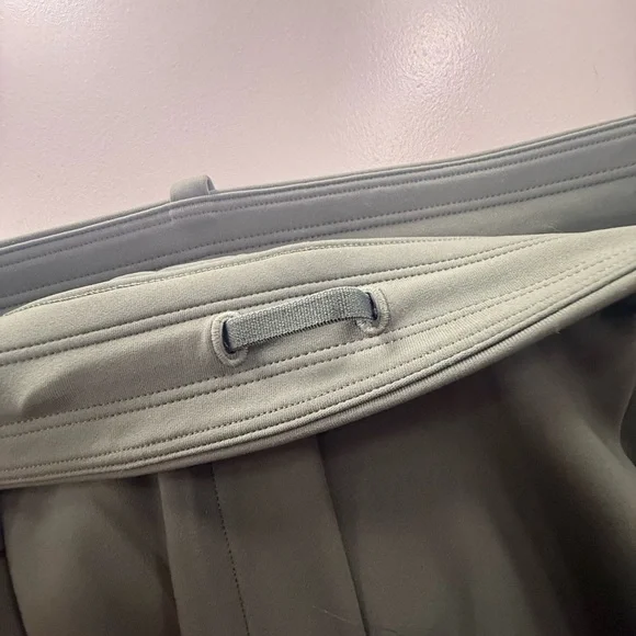 NWT lululemon athletica Daydrift Pleated High-Rise Short 7” - Picture 5 of 5